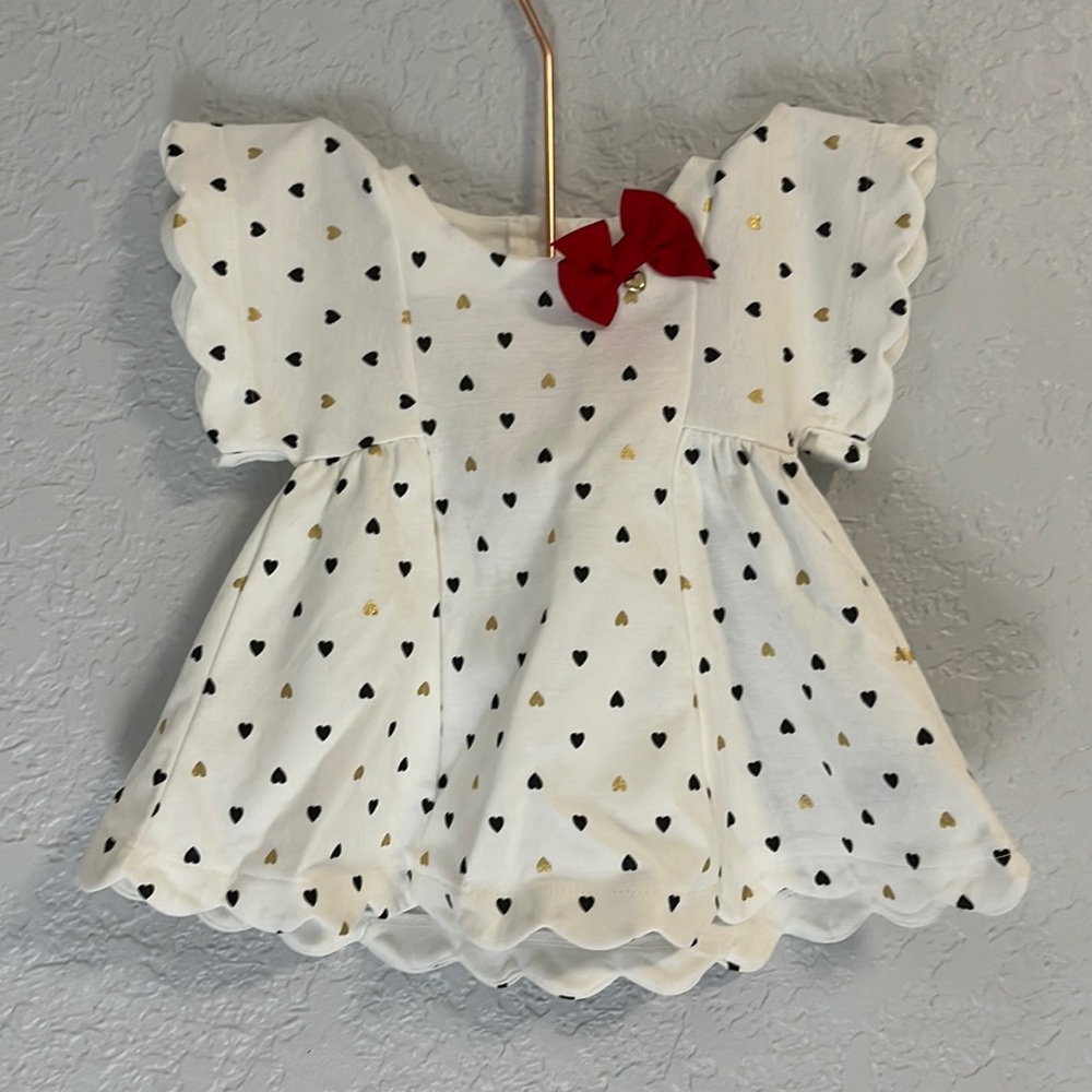 NWOT Isaac Mizrahi Baby Girl 12M Dress Black and Gold Hearts with Red Bow